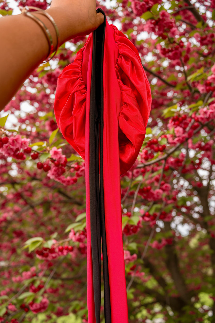 Double layer silk bonnet with fabric straps